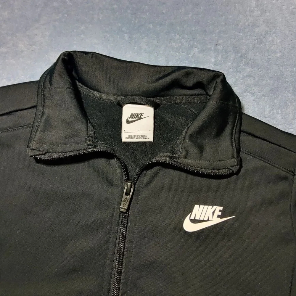 Nike youth track